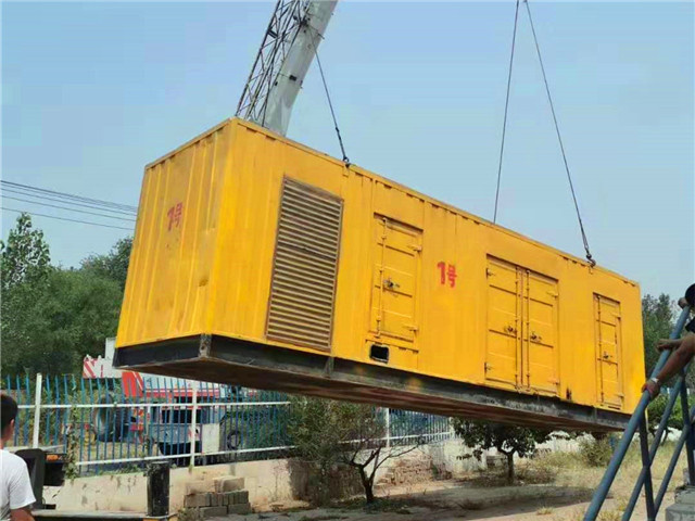 下陆300KW柴油发电机组油耗是多少?