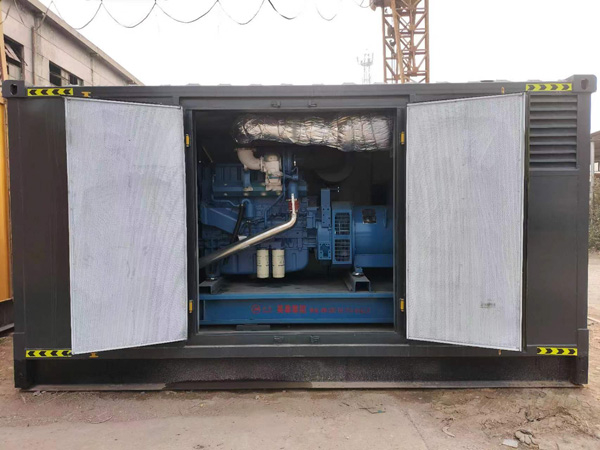 下陆柴油发电机组的电瓶应该如何选择?